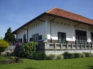 Gedung Perundingan Linggarjati adalah